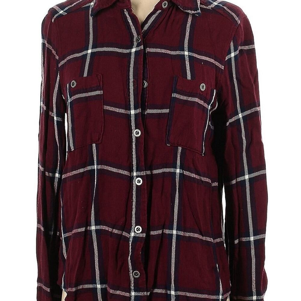 Kendall & Kylie women’s S plaid long sleeve button down top